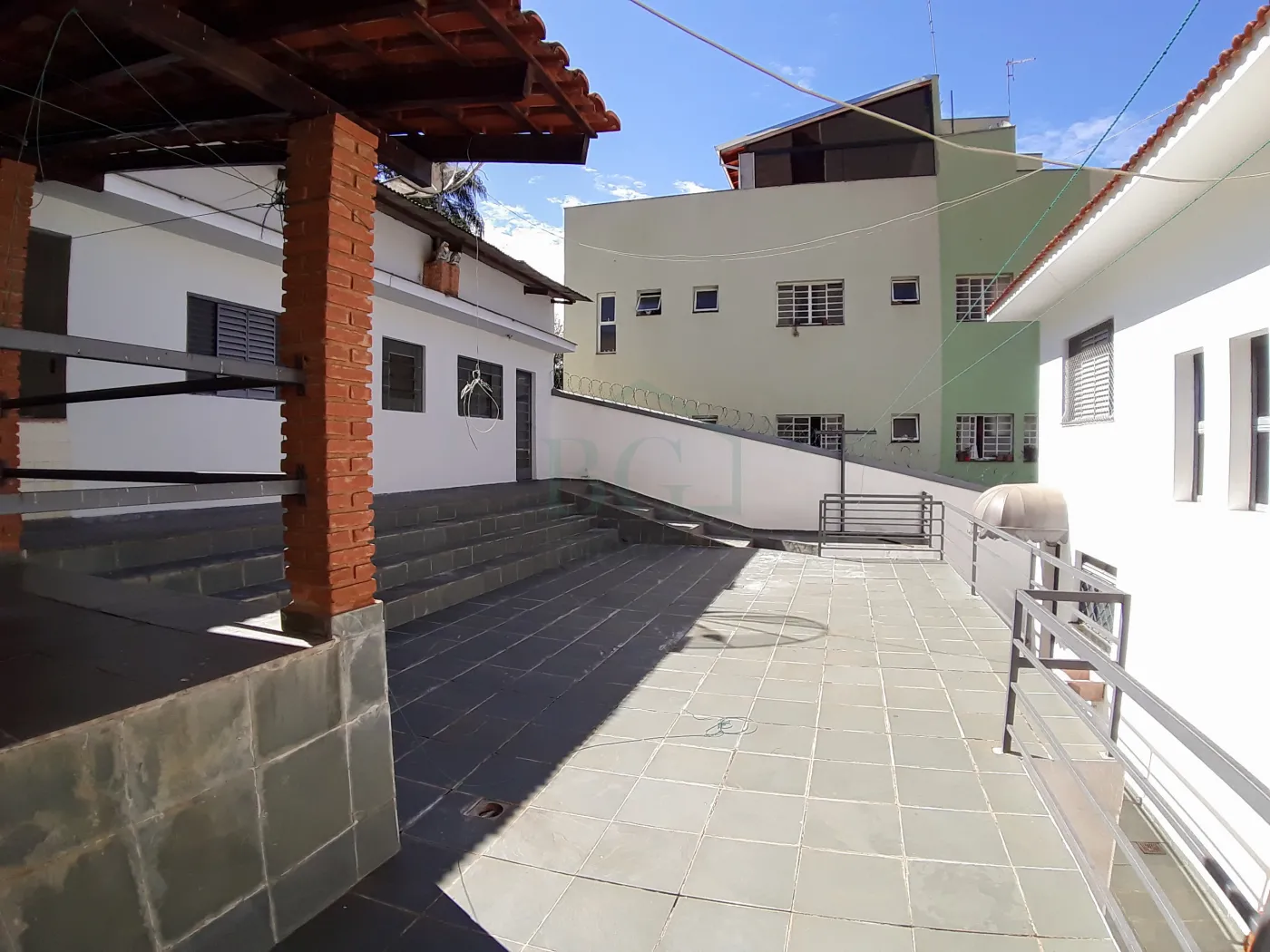 Casa à venda com 3 quartos, 353m² - Foto 26