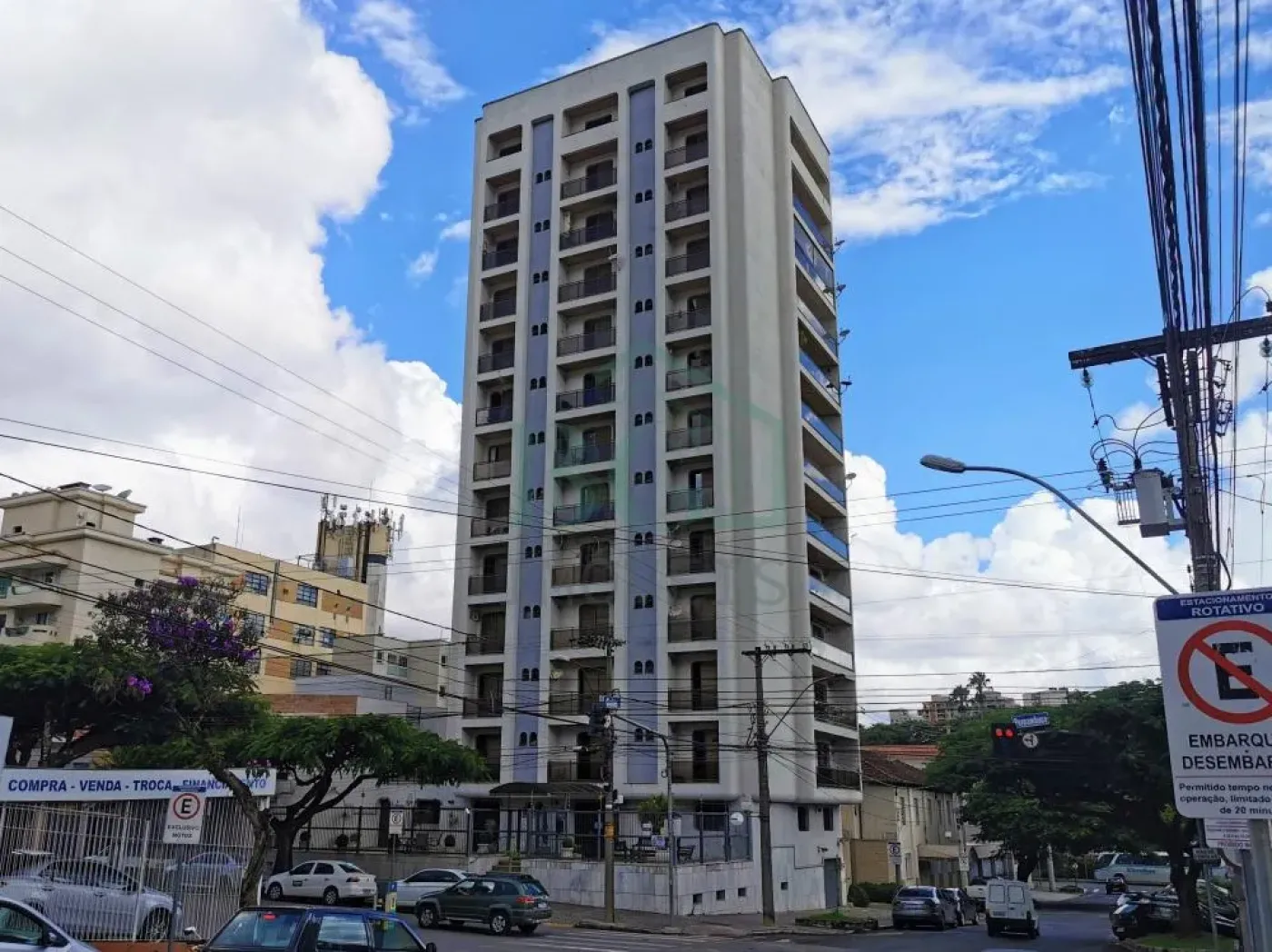 Apartamento à venda com 4 quartos, 286m² - Foto 1