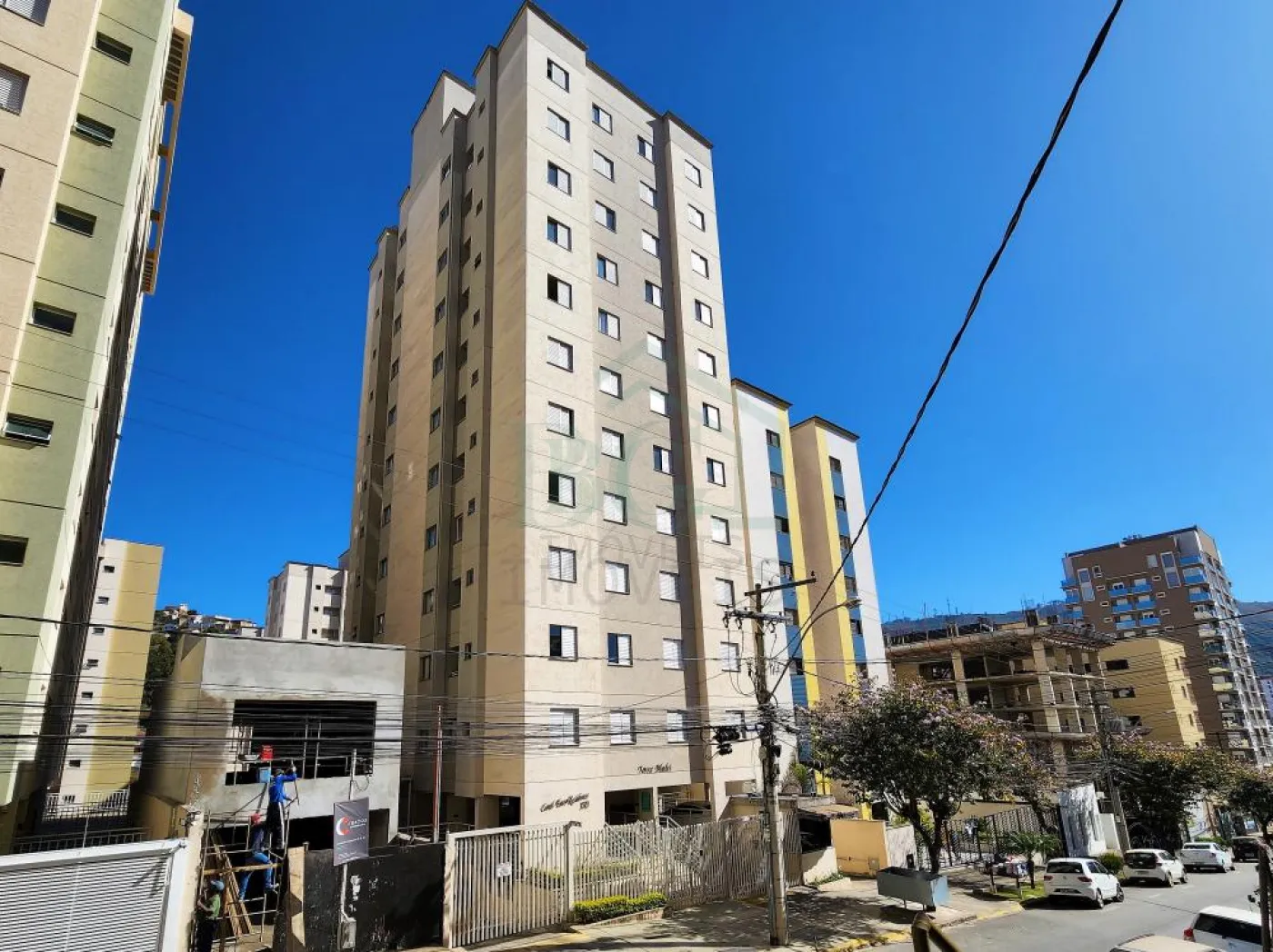 FACHADA Alugar Apartamentos / Padrão em Poços de Caldas R$ 2.000,00 - Foto 1