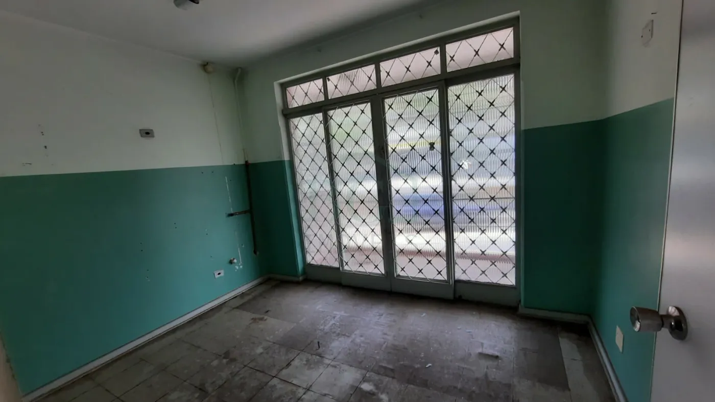 Casa à venda com 3 quartos, 205m² - Foto 8