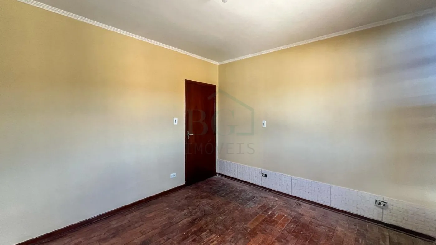 DORMITÓRIO 2 Alugar Casas / Padrão em Poços de Caldas R$ 1.300,00 - Foto 7