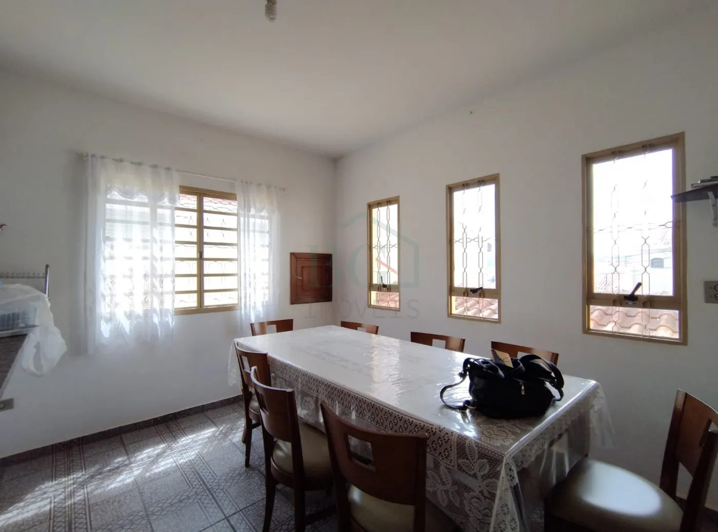 Casa à venda com 4 quartos, 231m² - Foto 14