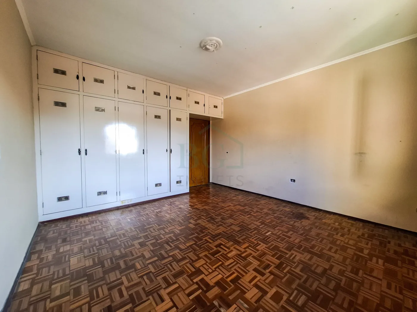 Casa para alugar com 4 quartos, 150m² - Foto 12