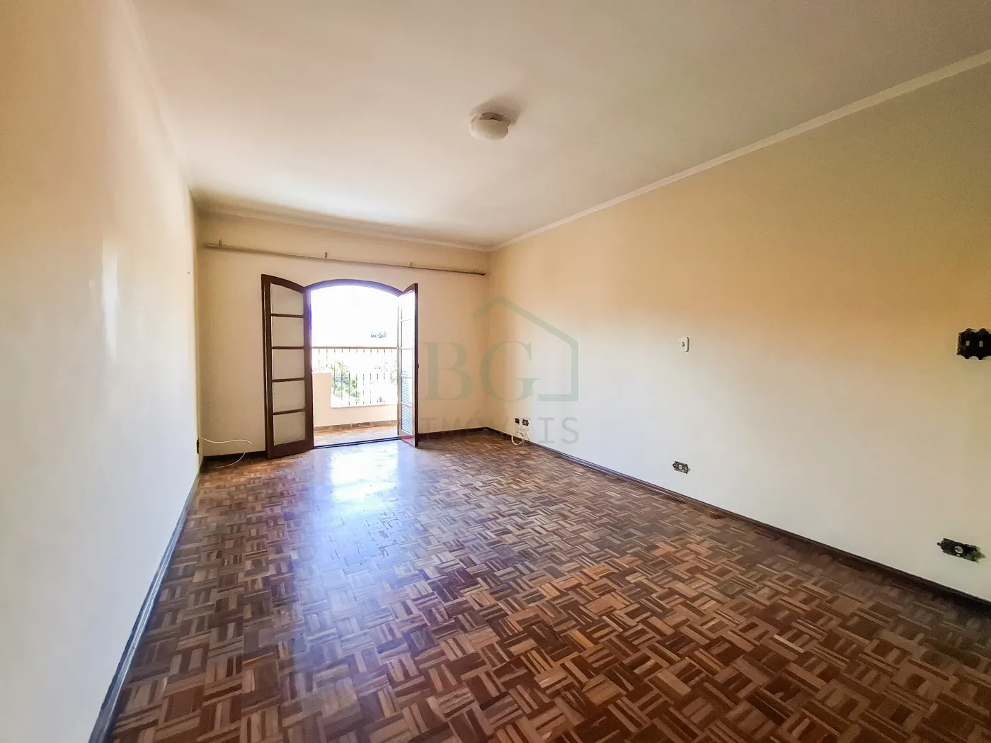 Casa para alugar com 4 quartos, 150m² - Foto 8