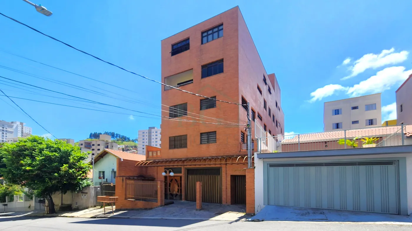 FACHADA Alugar Apartamentos / Padrão em Poços de Caldas R$ 1.600,00 - Foto 1
