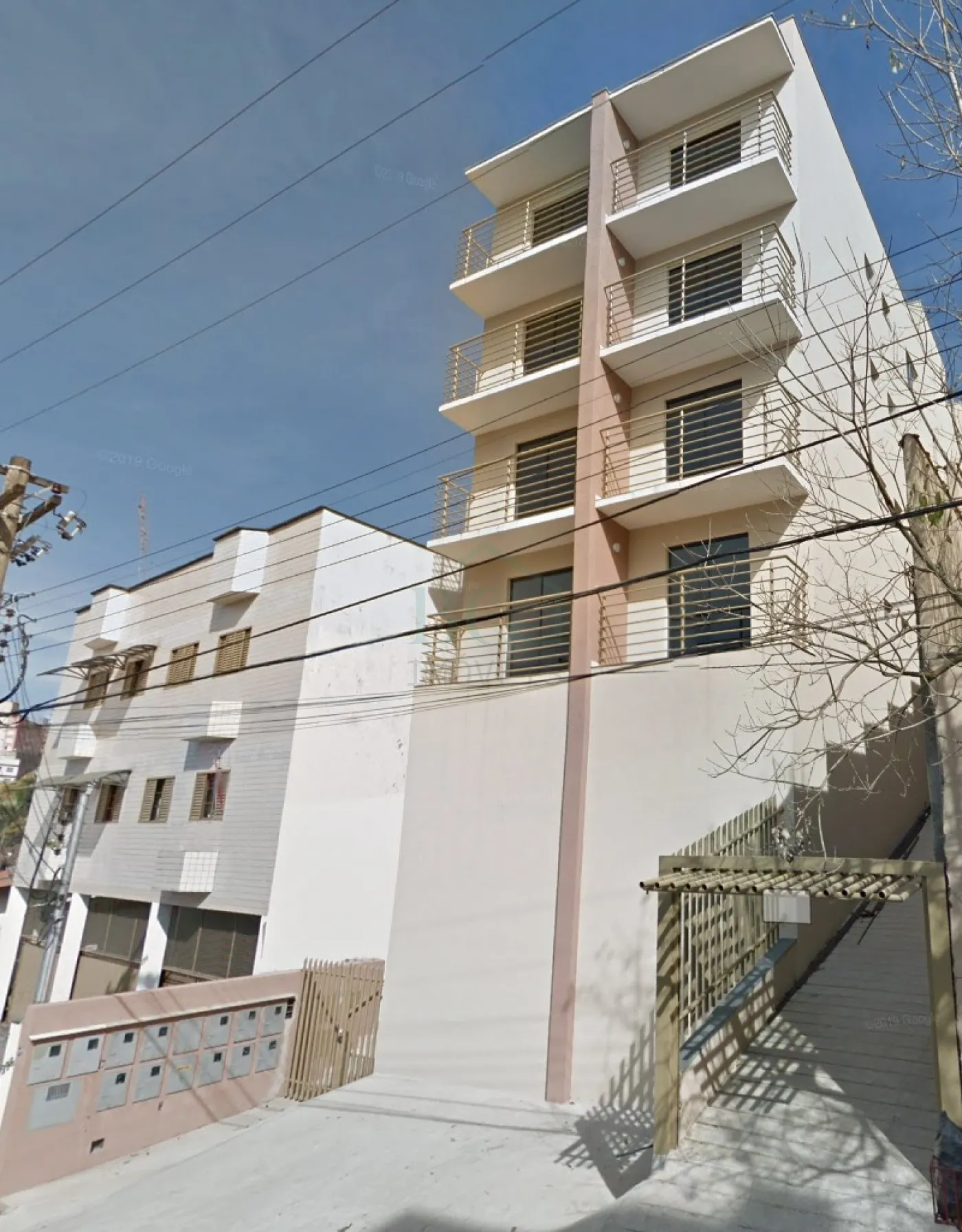 Apartamento à venda com 3 quartos, 94m² - Foto 1