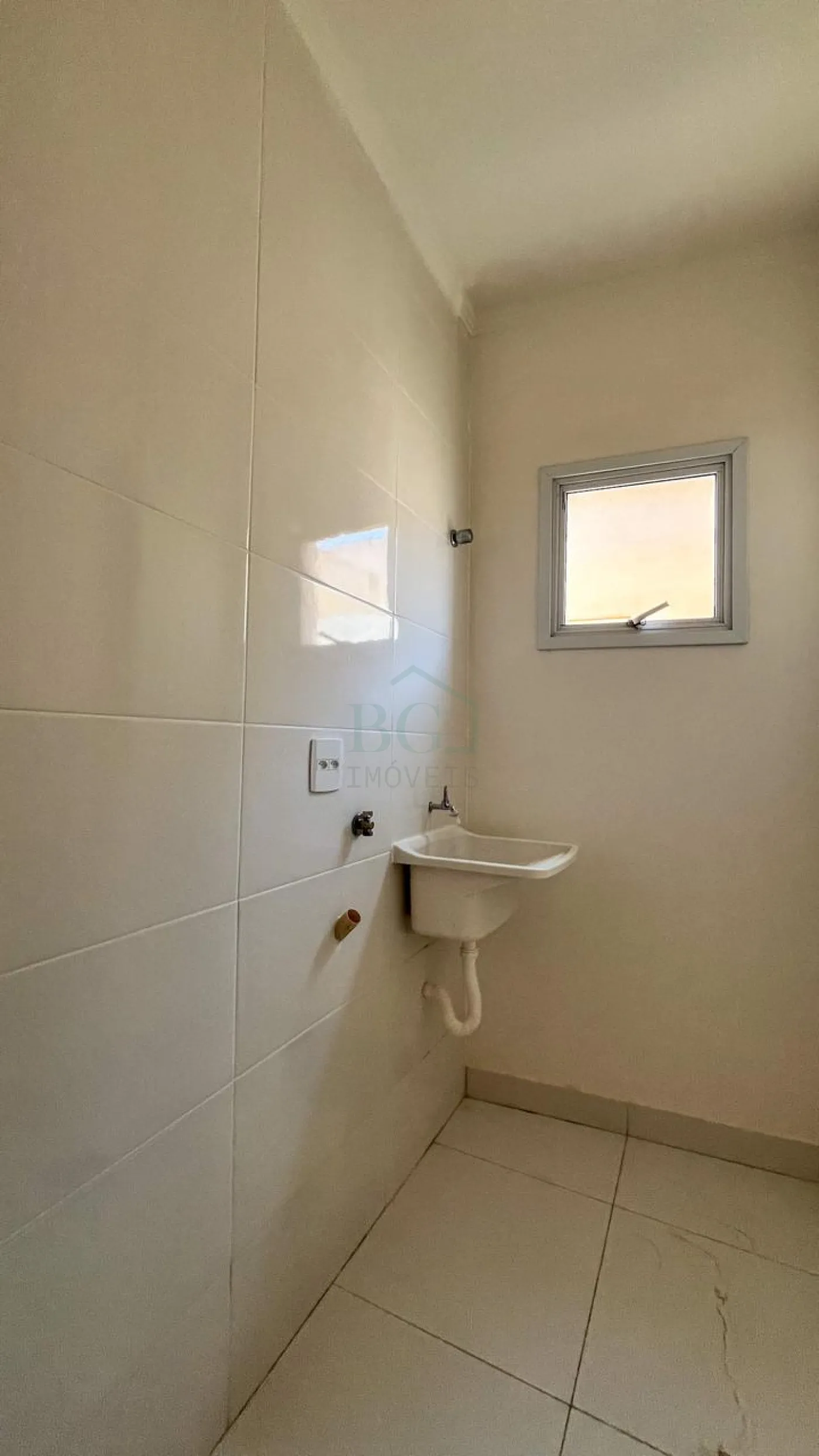 ÁREA DE SERVIÇO Alugar Apartamentos / Padrão em Poços de Caldas R$ 1.400,00 - Foto 12