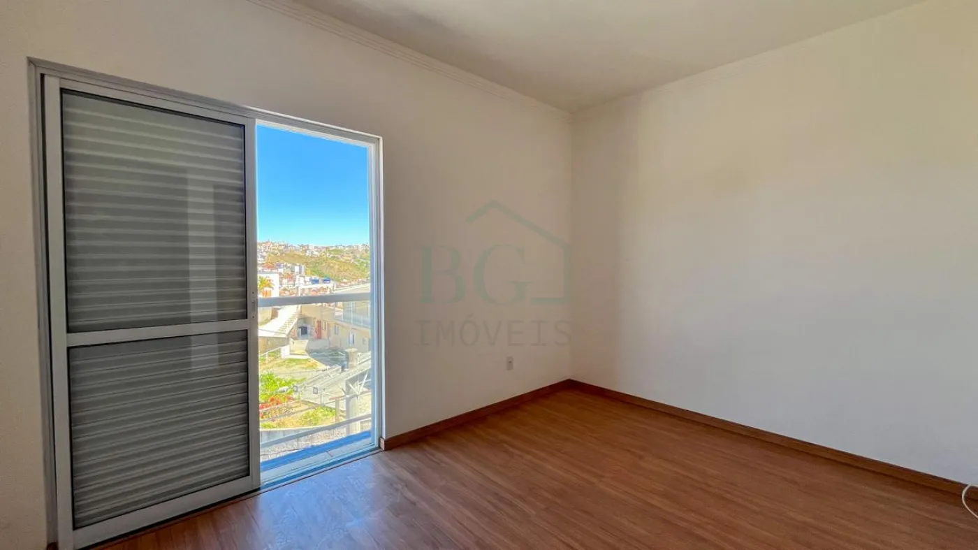 SUÍTE Alugar Apartamentos / Padrão em Poços de Caldas R$ 1.400,00 - Foto 4