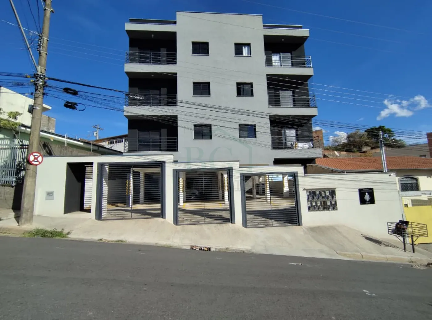 Apartamento à venda com 3 quartos, 88m² - Foto 1
