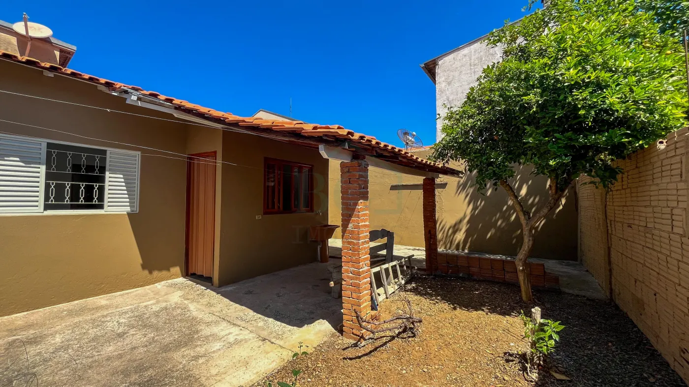 Casa para alugar com 3 quartos, 250m² - Foto 14