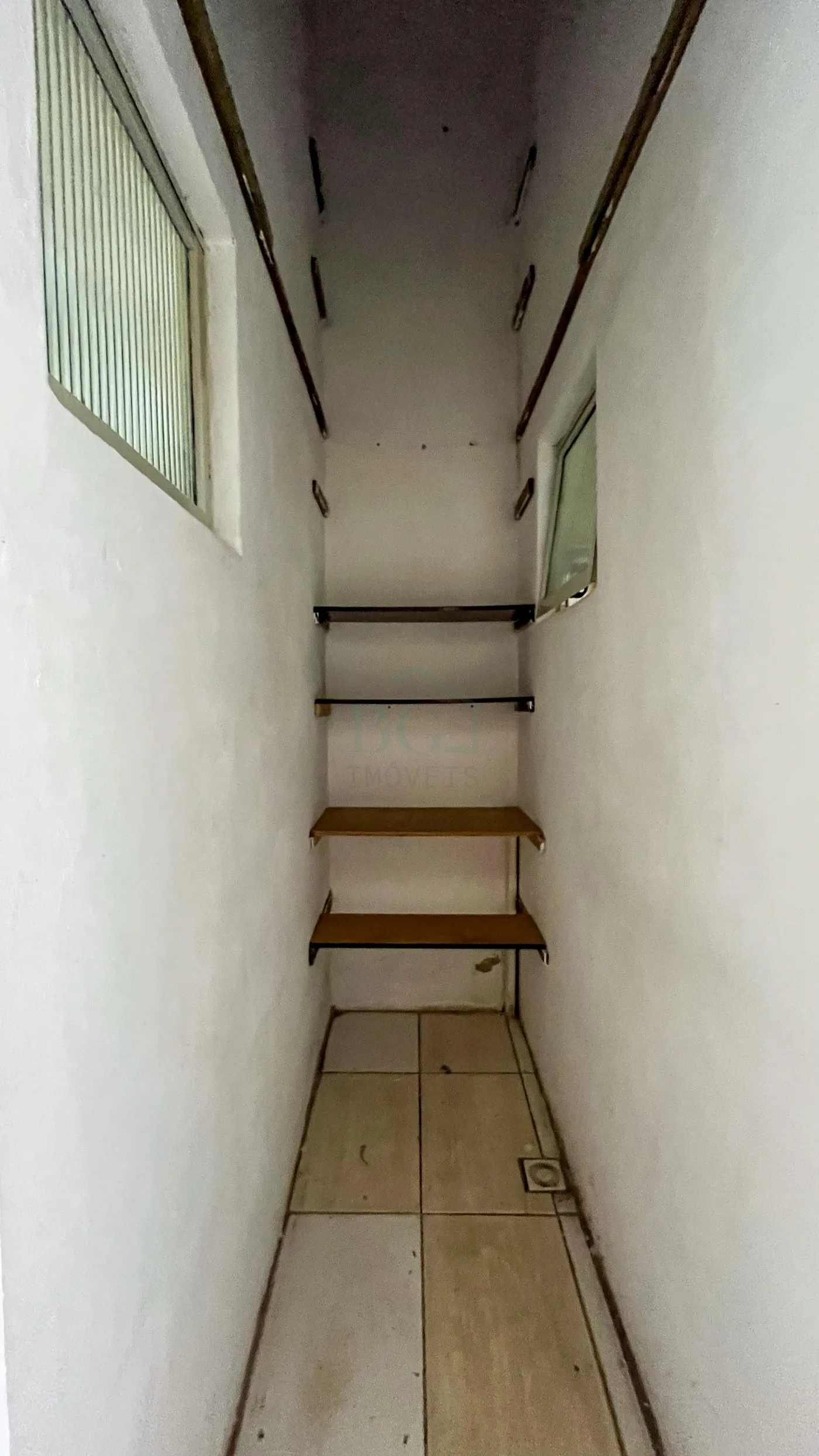 Casa para alugar com 3 quartos, 250m² - Foto 12