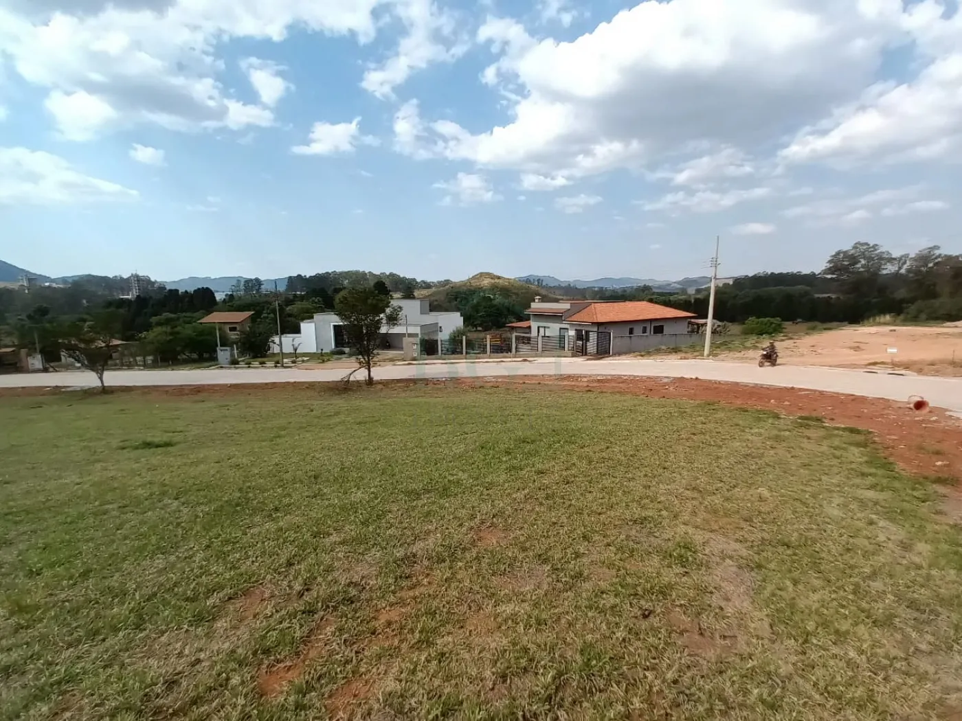 Comprar Terrenos / Condomínio de Chácaras em Poços de Caldas R$ 420.000,00 - Foto 1