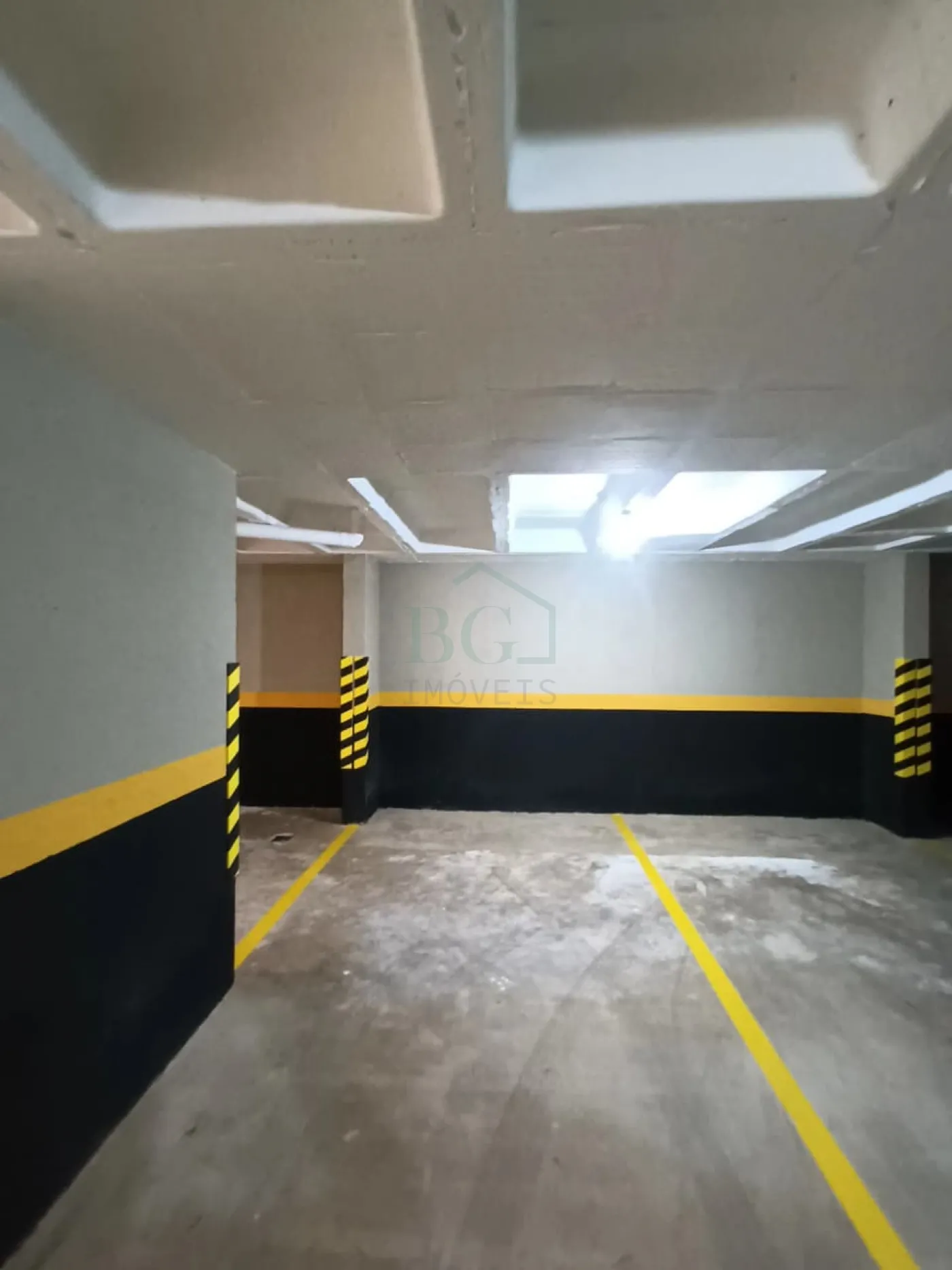 GARAGEM Comprar Apartamentos / Padrão em Poços de Caldas R$ 250.000,00 - Foto 18