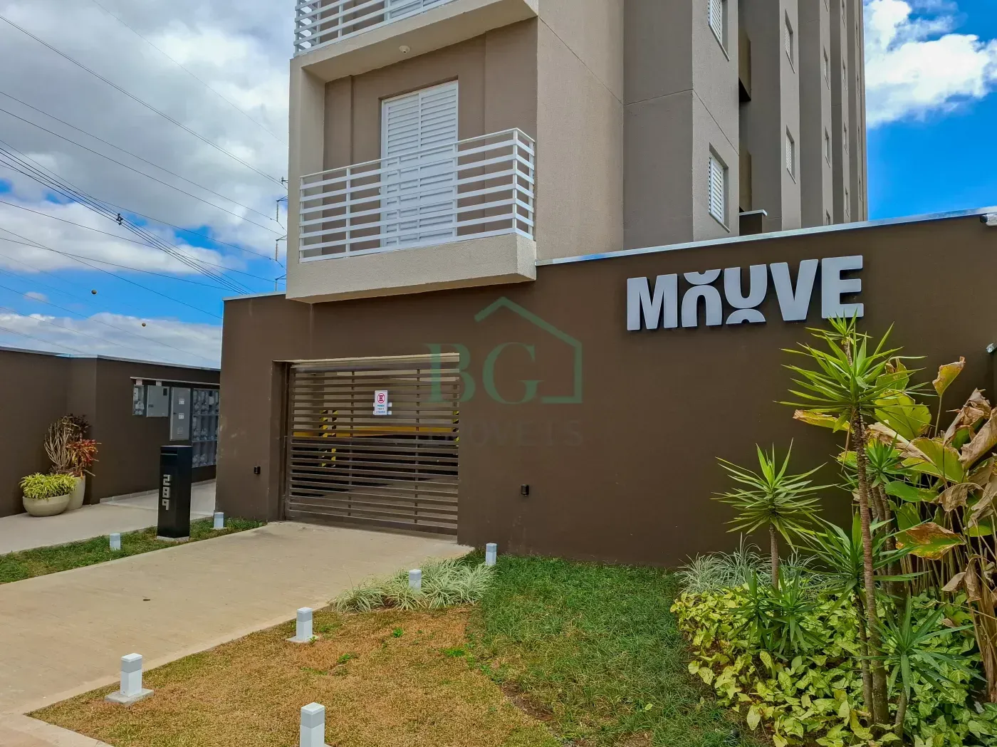 FACHADA Comprar Apartamentos / Padrão em Poços de Caldas R$ 250.000,00 - Foto 2