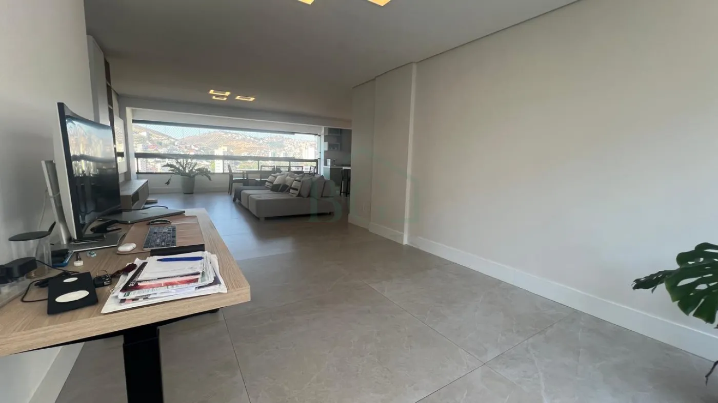 SALA Comprar Apartamentos / Padrão em Poços de Caldas R$ 1.800.000,00 - Foto 4