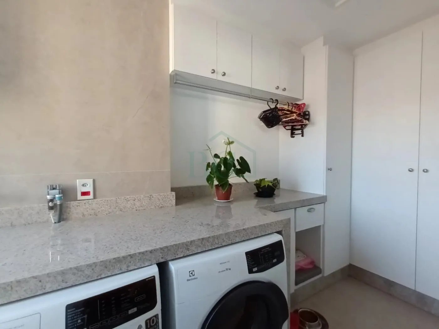 ÁREA DE SERVIÇO Comprar Apartamentos / Padrão em Poços de Caldas R$ 1.800.000,00 - Foto 32