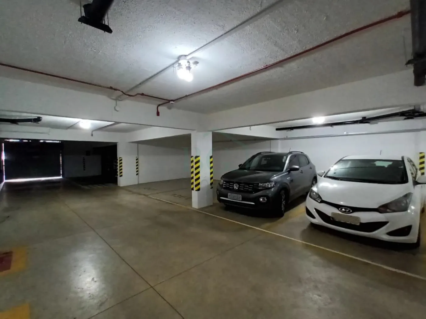 VAGAS E PORTÃO DE ENTRADA Comprar Apartamentos / Padrão em Poços de Caldas R$ 1.800.000,00 - Foto 33