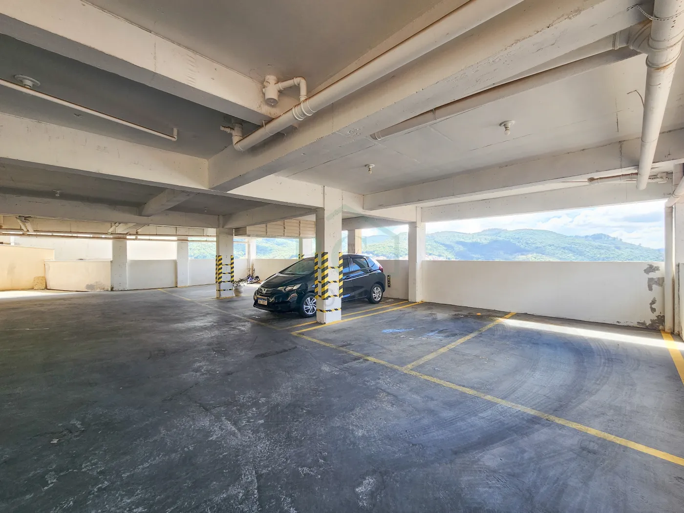 GARAGEM Alugar Apartamentos / Padrão em Poços de Caldas R$ 1.600,00 - Foto 19
