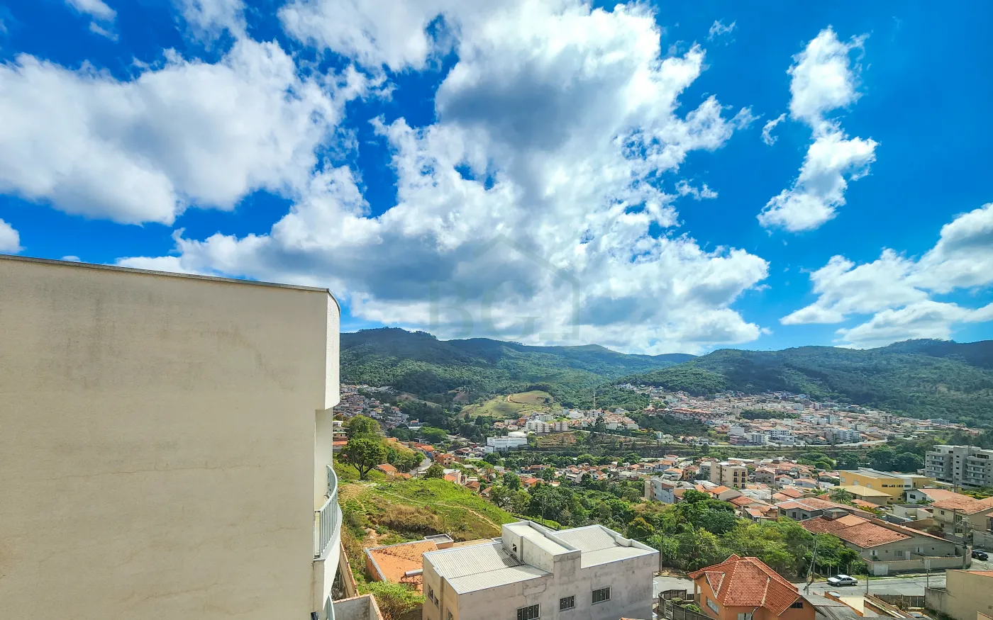VISTA Alugar Apartamentos / Padrão em Poços de Caldas R$ 1.600,00 - Foto 13