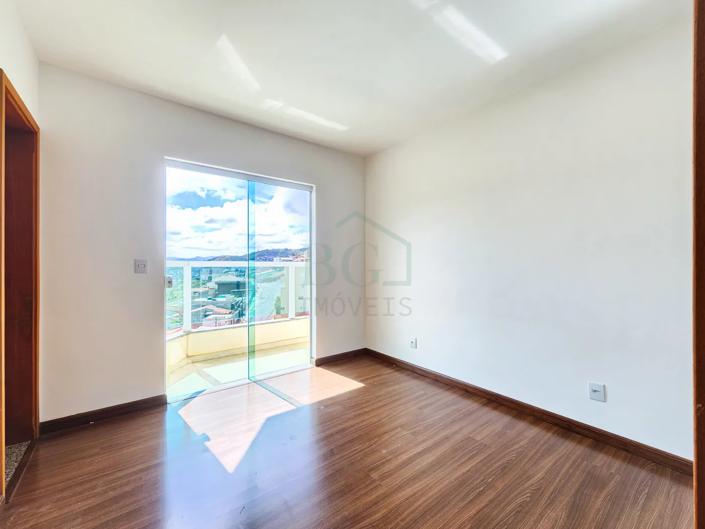 SUITE Alugar Apartamentos / Padrão em Poços de Caldas R$ 1.600,00 - Foto 4