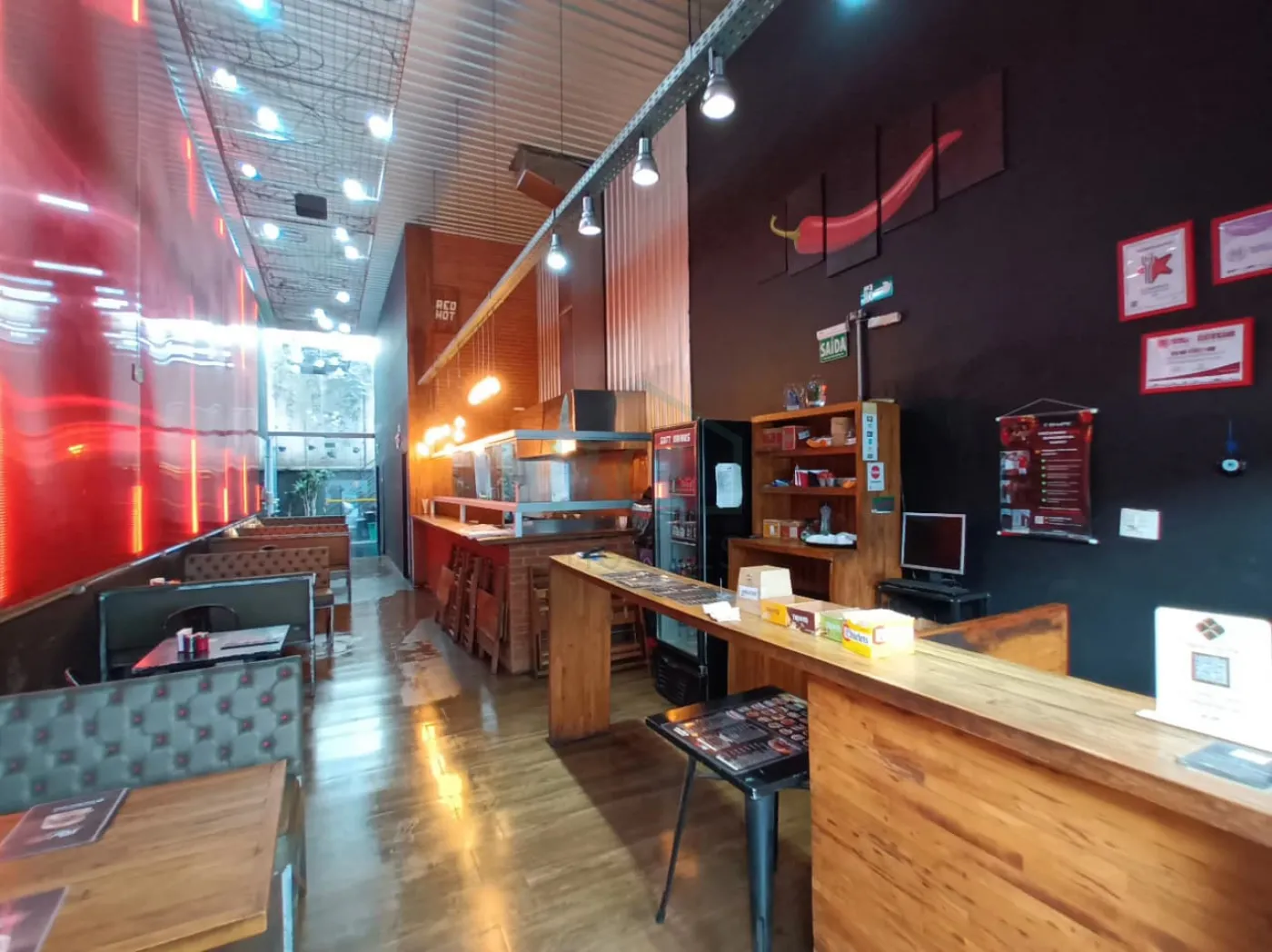 SALÃO VISTA DA FRENTE Comprar Comercial / Padrão em Poços de Caldas R$ 130.000,00 - Foto 1