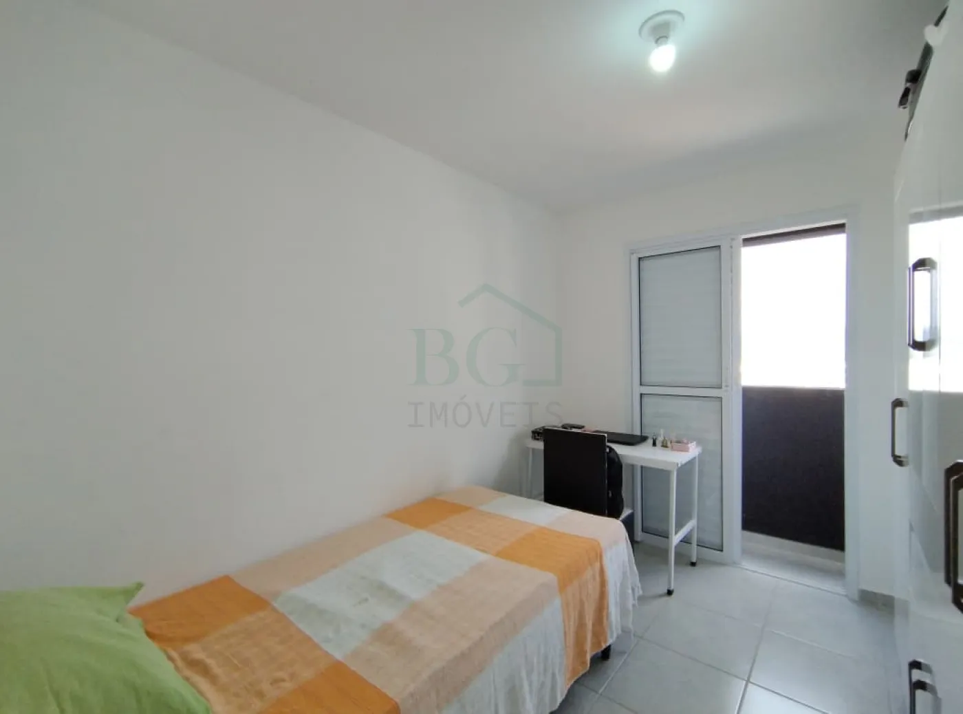 QUARTO Comprar Apartamentos / Padrão em Poços de Caldas R$ 260.000,00 - Foto 8