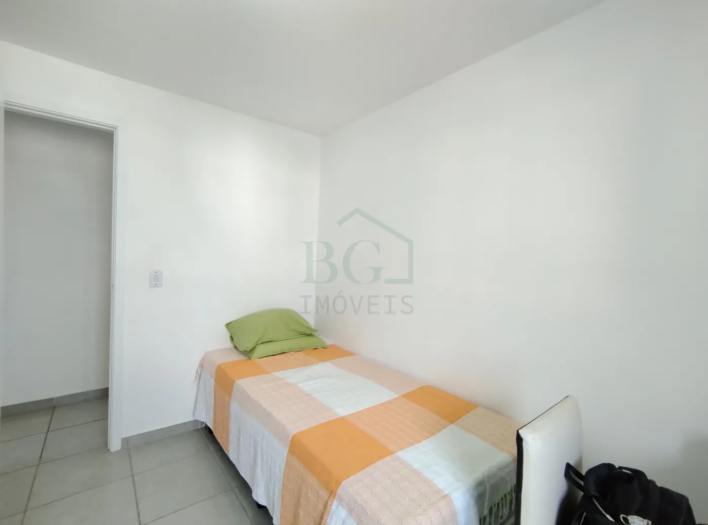 QUARTO Comprar Apartamentos / Padrão em Poços de Caldas R$ 260.000,00 - Foto 7