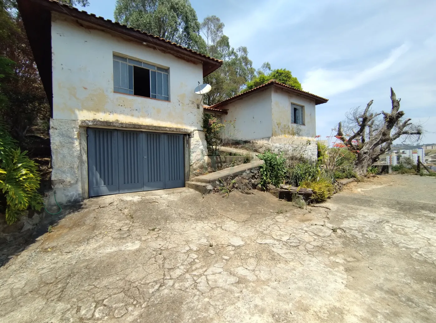 FACHADA Comprar Casas / Padrão em Poços de Caldas R$ 800.000,00 - Foto 2
