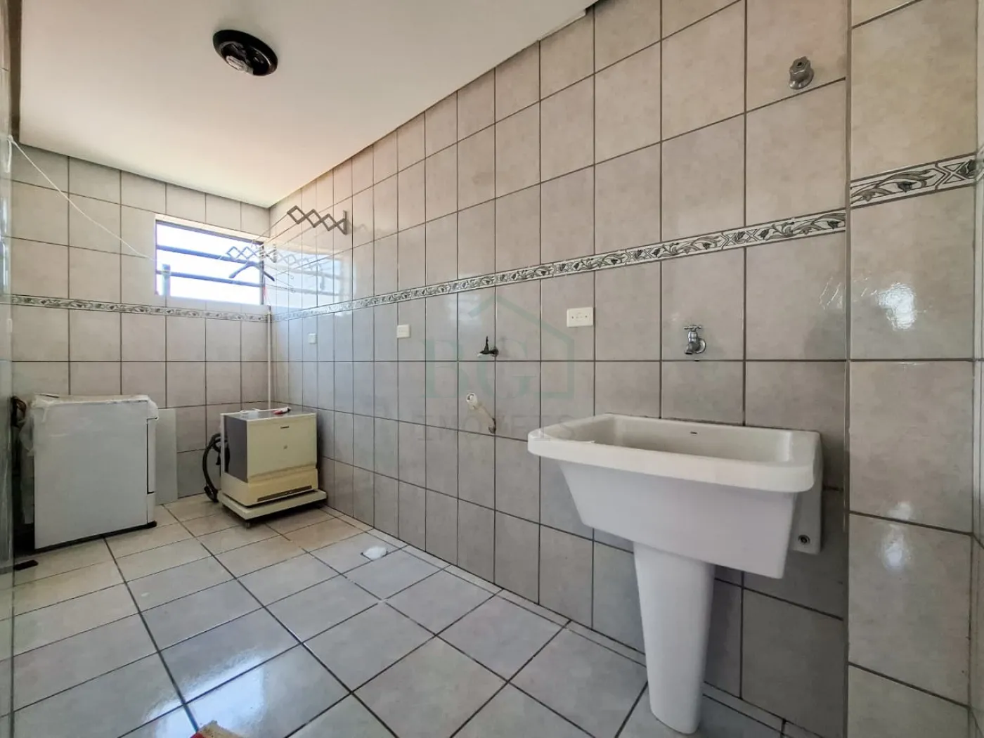 AREA DE SERVIÇO Alugar Apartamentos / Padrão em Poços de Caldas R$ 1.400,00 - Foto 11