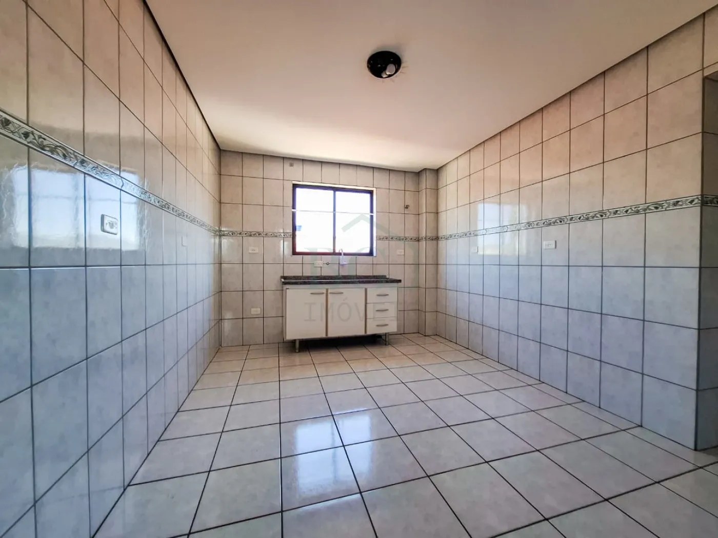 COZINHA Alugar Apartamentos / Padrão em Poços de Caldas R$ 1.400,00 - Foto 9
