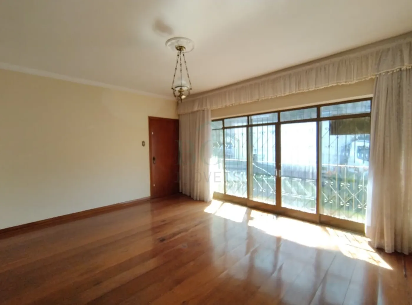 Casa à venda com 3 quartos, 191m² - Foto 3
