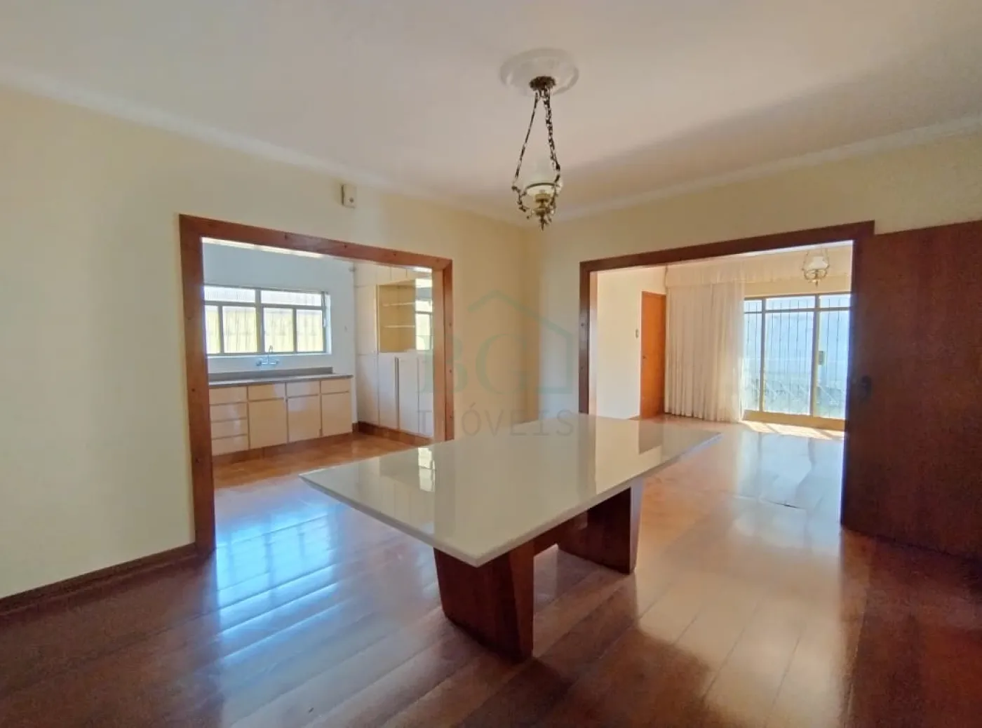 Casa à venda com 3 quartos, 191m² - Foto 5
