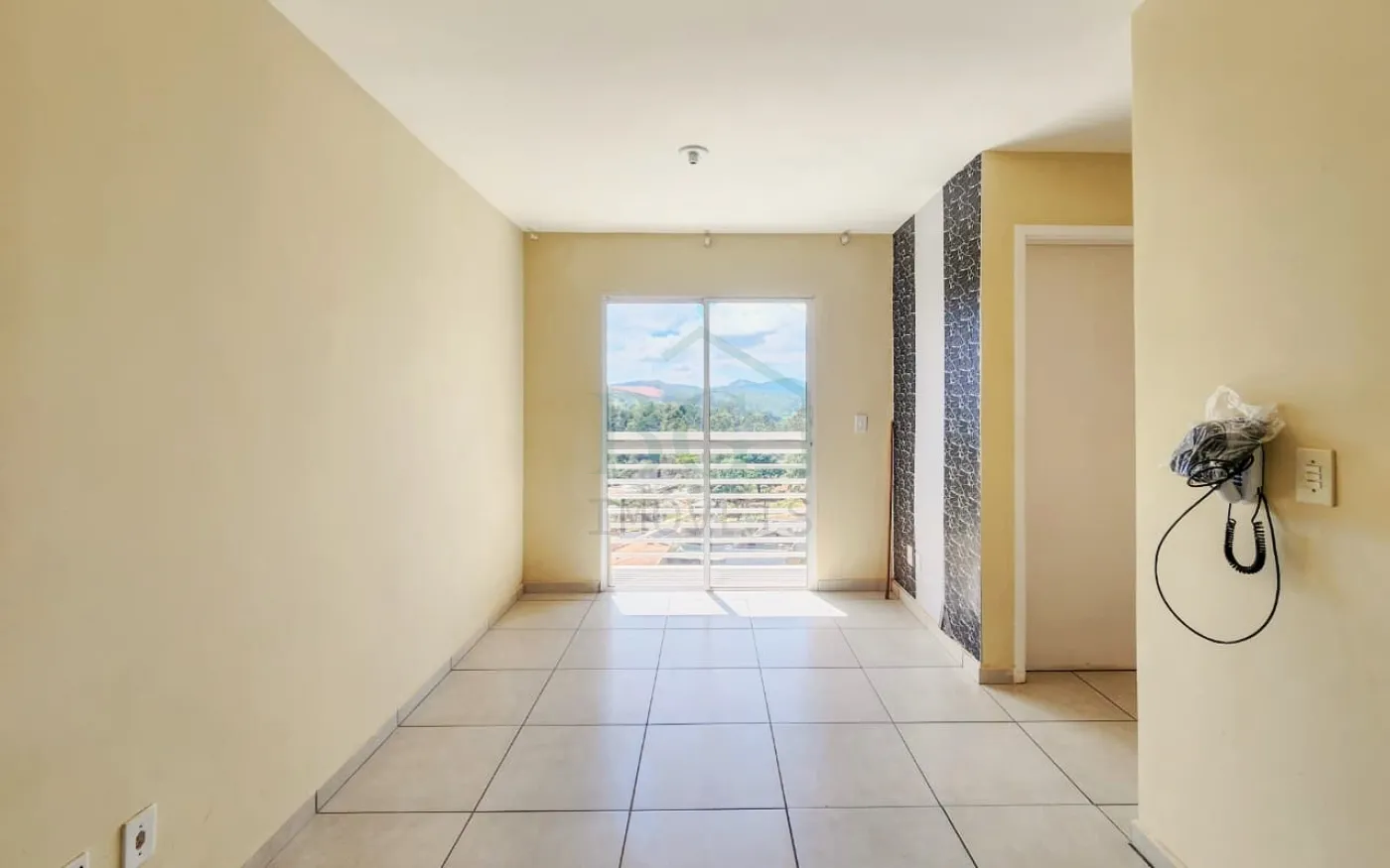 SALA Alugar Apartamentos / Padrão em Poços de Caldas R$ 700,00 - Foto 3