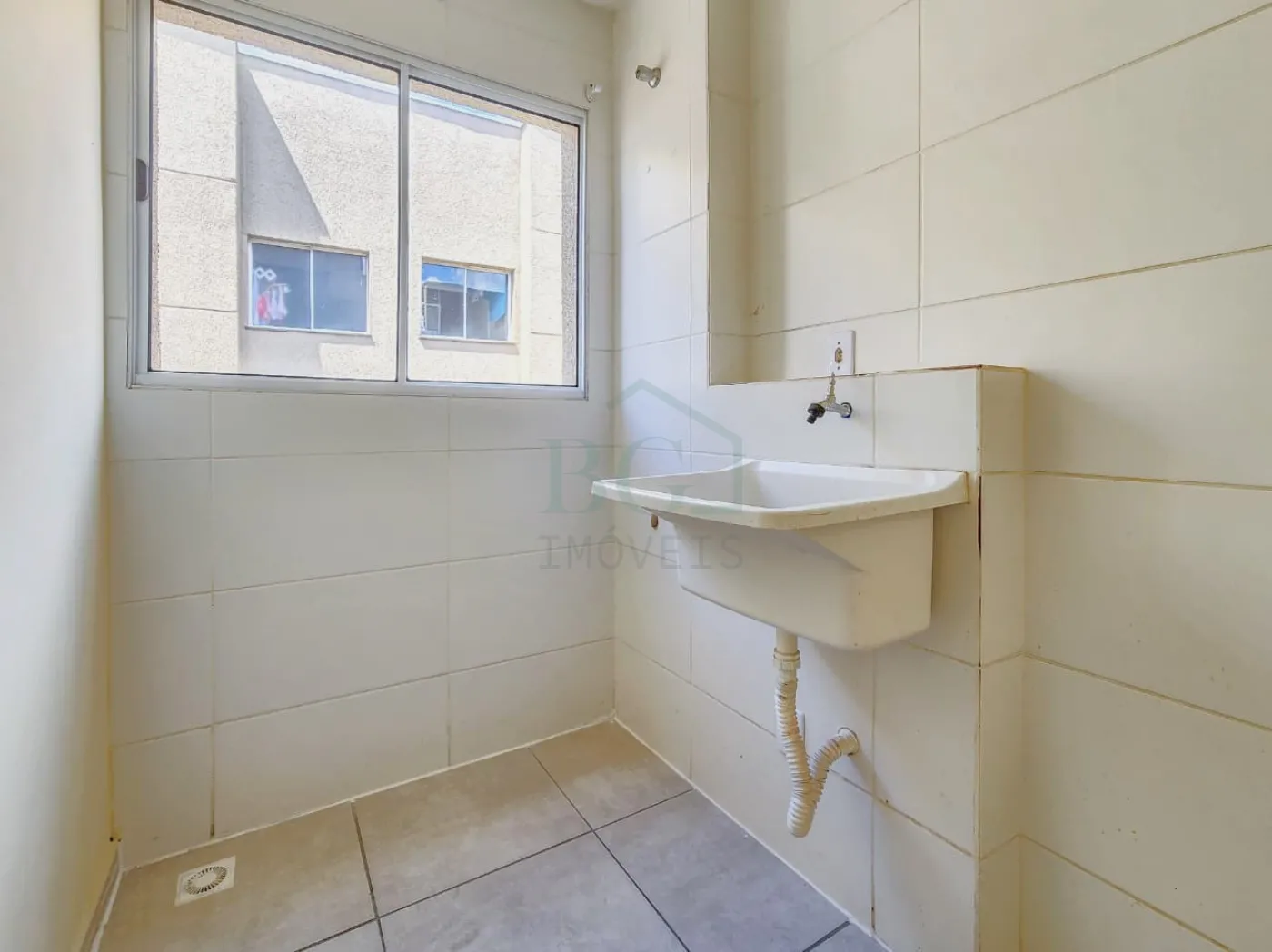 ÁREA DE SERVIÇO Alugar Apartamentos / Padrão em Poços de Caldas R$ 700,00 - Foto 14