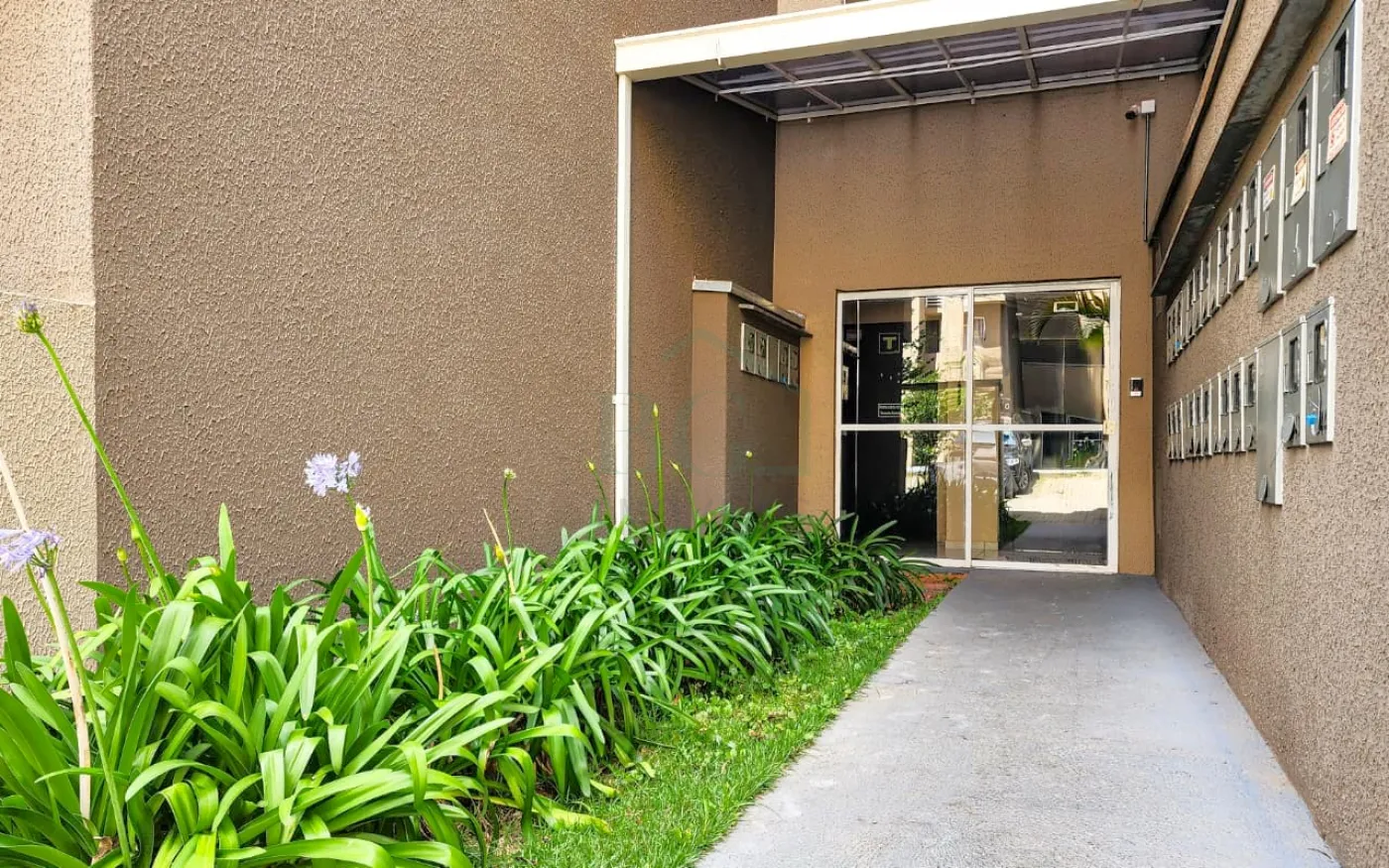 BLOCO 04 Alugar Apartamentos / Padrão em Poços de Caldas R$ 700,00 - Foto 2