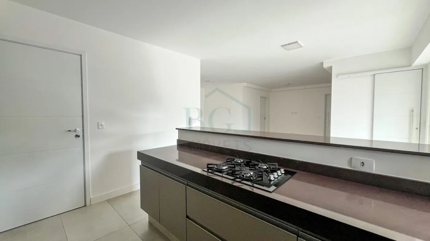 COZINHA Alugar Apartamentos / Padrão em Poços de Caldas R$ 5.000,00 - Foto 16