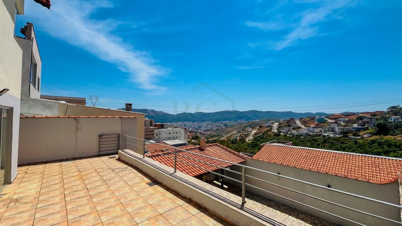 ÁREA EXTERNA Alugar Casas / Padrão em Poços de Caldas R$ 2.100,00 - Foto 16
