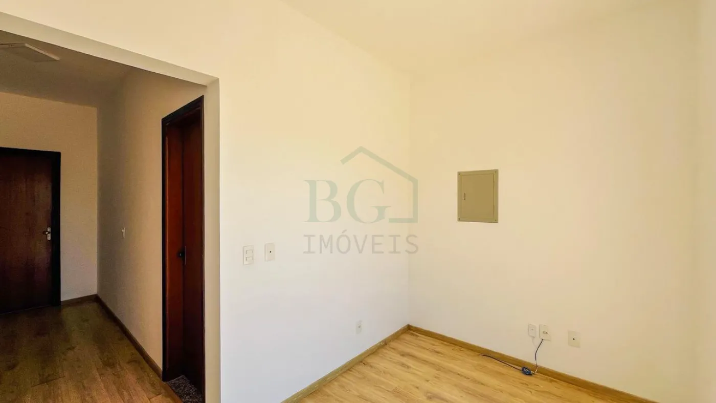 SALA DE ESTAR Alugar Casas / Padrão em Poços de Caldas R$ 2.100,00 - Foto 15