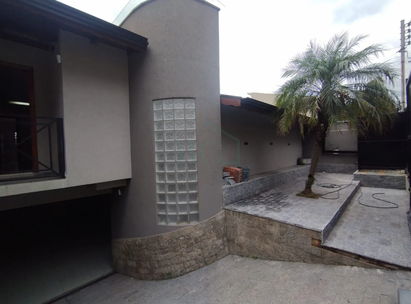 Casa à venda com 3 quartos, 380m² - Foto 3