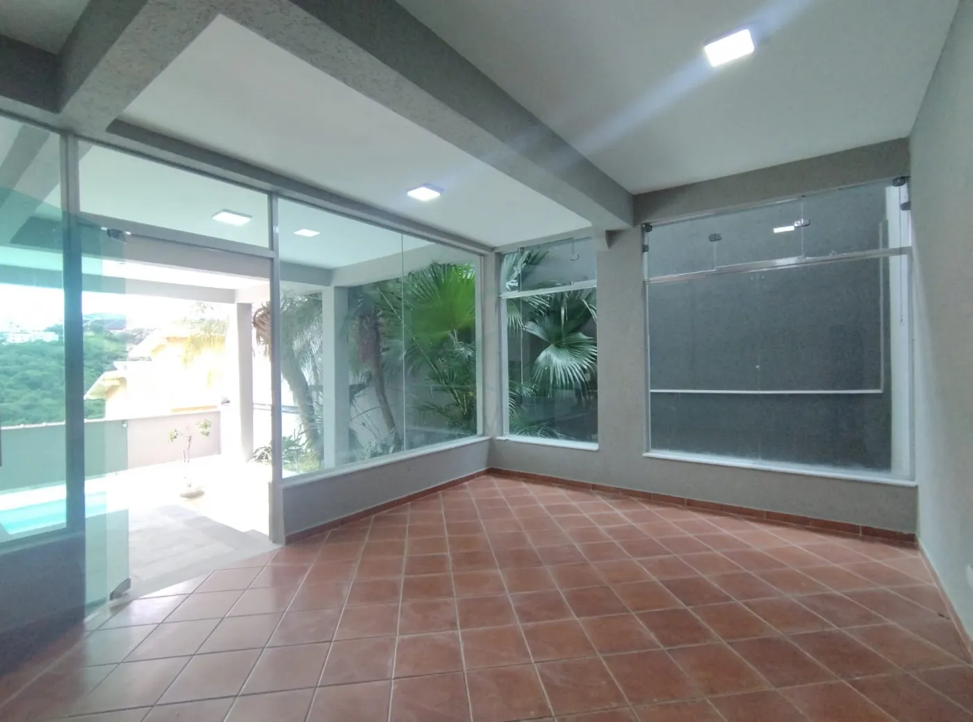 Casa à venda com 3 quartos, 380m² - Foto 31