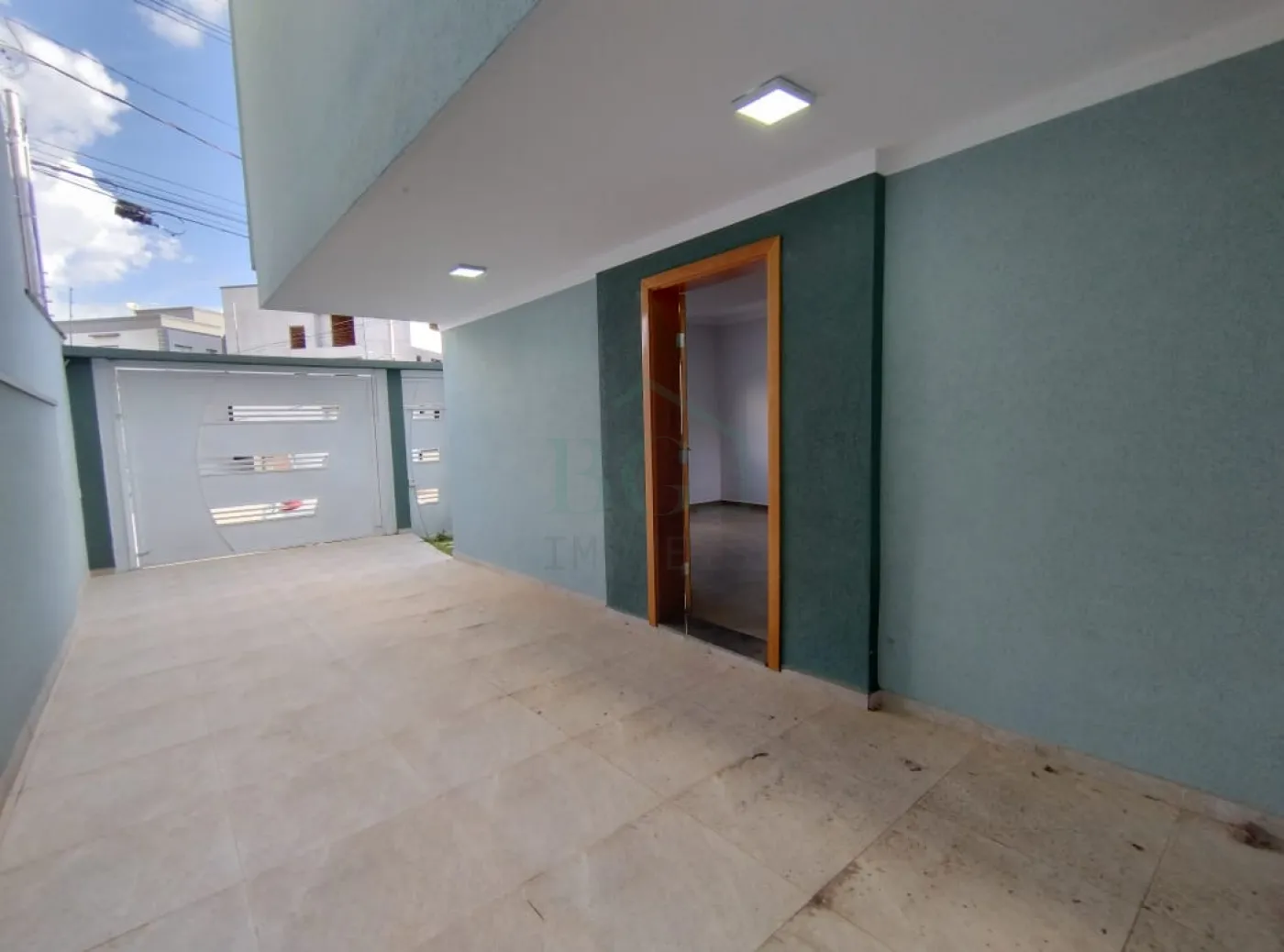 Casa à venda com 2 quartos, 125m² - Foto 4