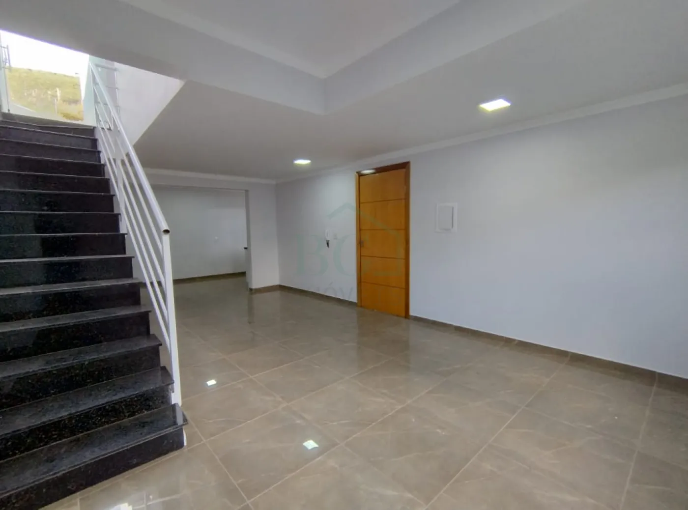 Casa à venda com 2 quartos, 125m² - Foto 8