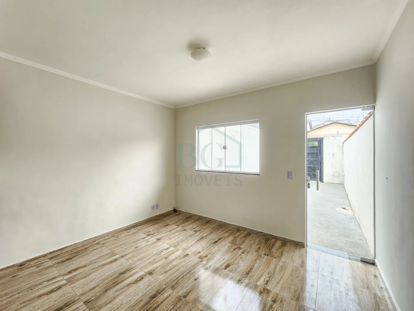 Casa para alugar com 2 quartos, 70m² - Foto 4