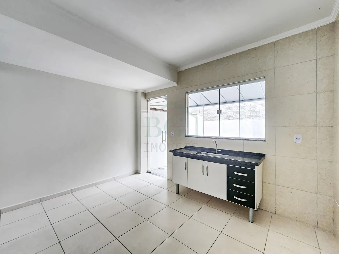 Casa para alugar com 2 quartos, 70m² - Foto 13