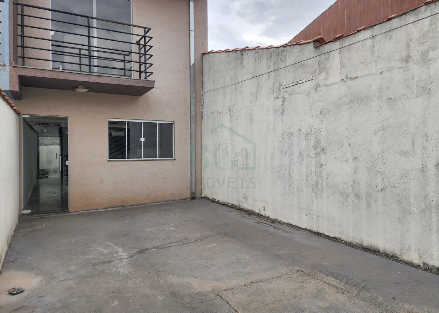 Casa para alugar com 2 quartos, 70m² - Foto 18