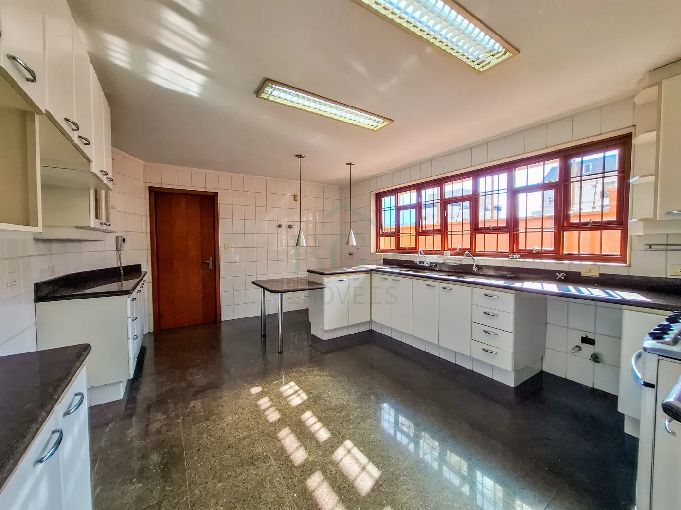 COZINHA Alugar Casas / Padrão em Poços de Caldas R$ 7.000,00 - Foto 28