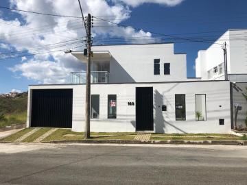 Alugar Casas / Padrão em Poços de Caldas. apenas R$ 1.600.000,00