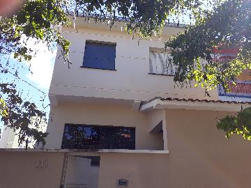 Alugar Casas / Padrão em Poços de Caldas. apenas R$ 900.000,00