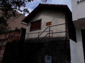 Alugar Casas / Padrão em Poços de Caldas. apenas R$ 320.000,00
