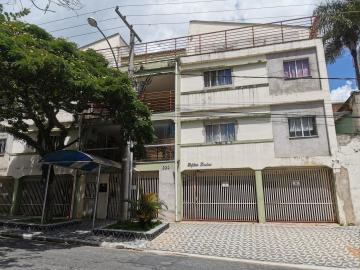 Alugar Apartamentos / Padrão em Poços de Caldas. apenas R$ 700,00